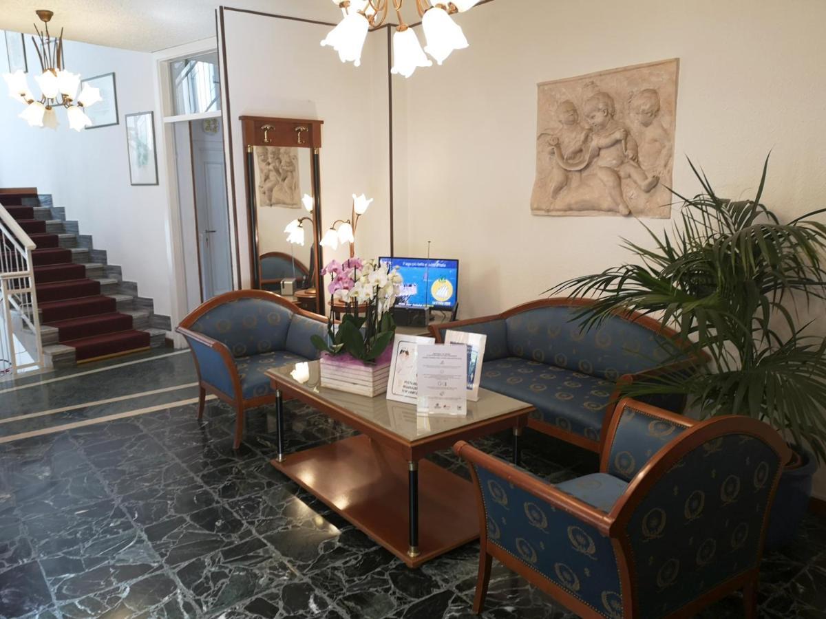 Hotel Villa Margherita Limone sul Garda Eksteriør billede