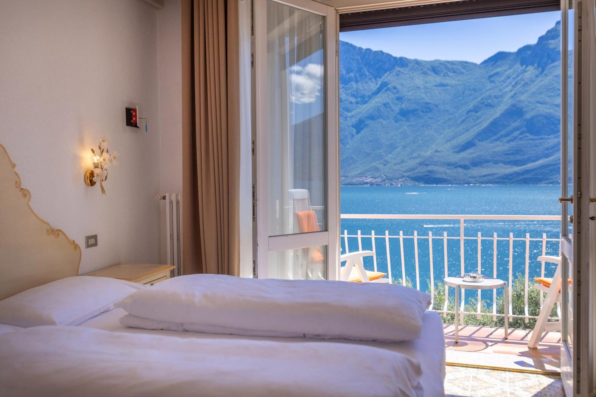 Hotel Villa Margherita Limone sul Garda Eksteriør billede