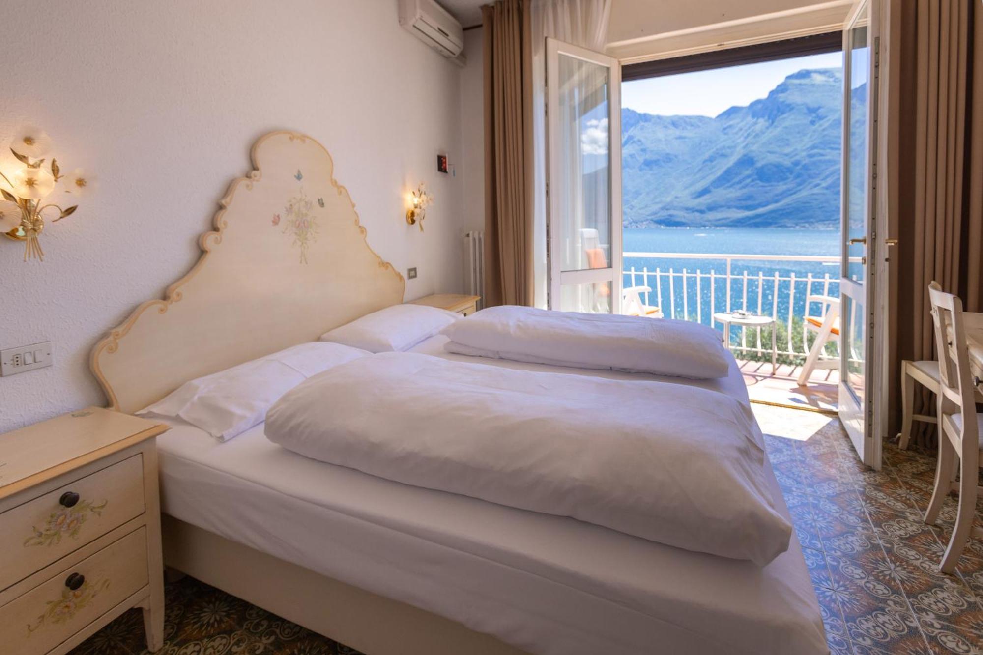 Hotel Villa Margherita Limone sul Garda Eksteriør billede