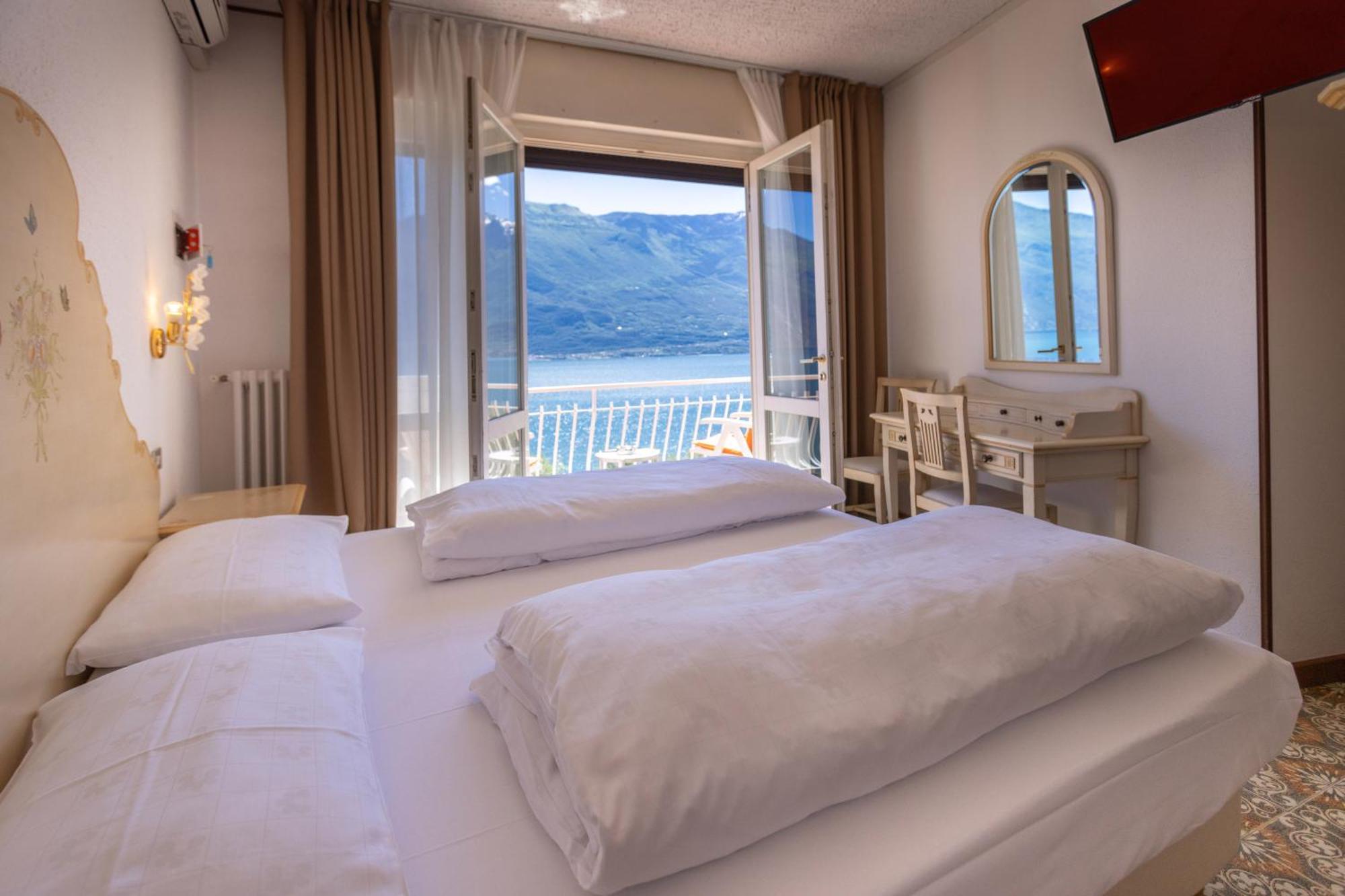 Hotel Villa Margherita Limone sul Garda Eksteriør billede