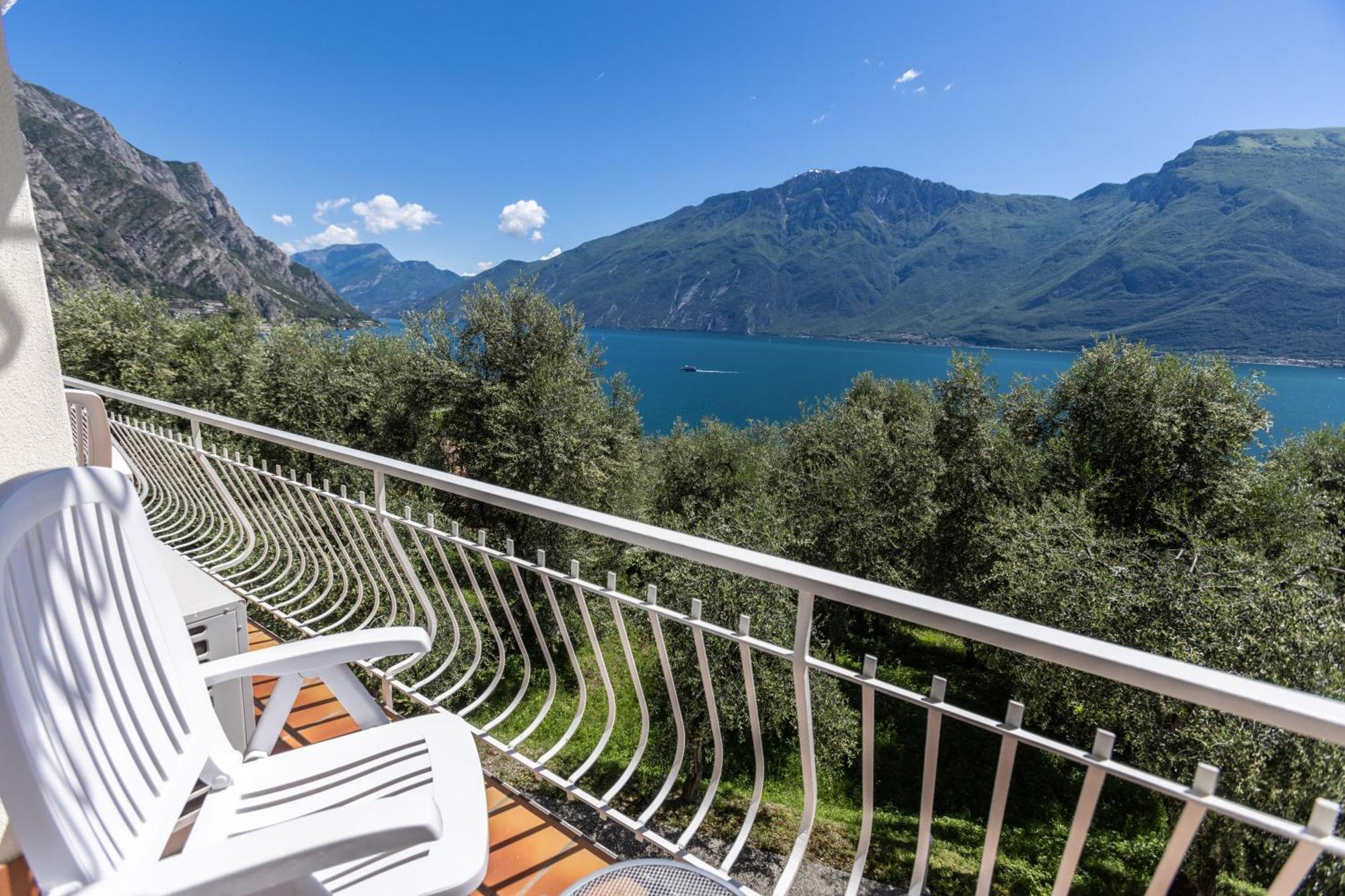 Hotel Villa Margherita Limone sul Garda Eksteriør billede
