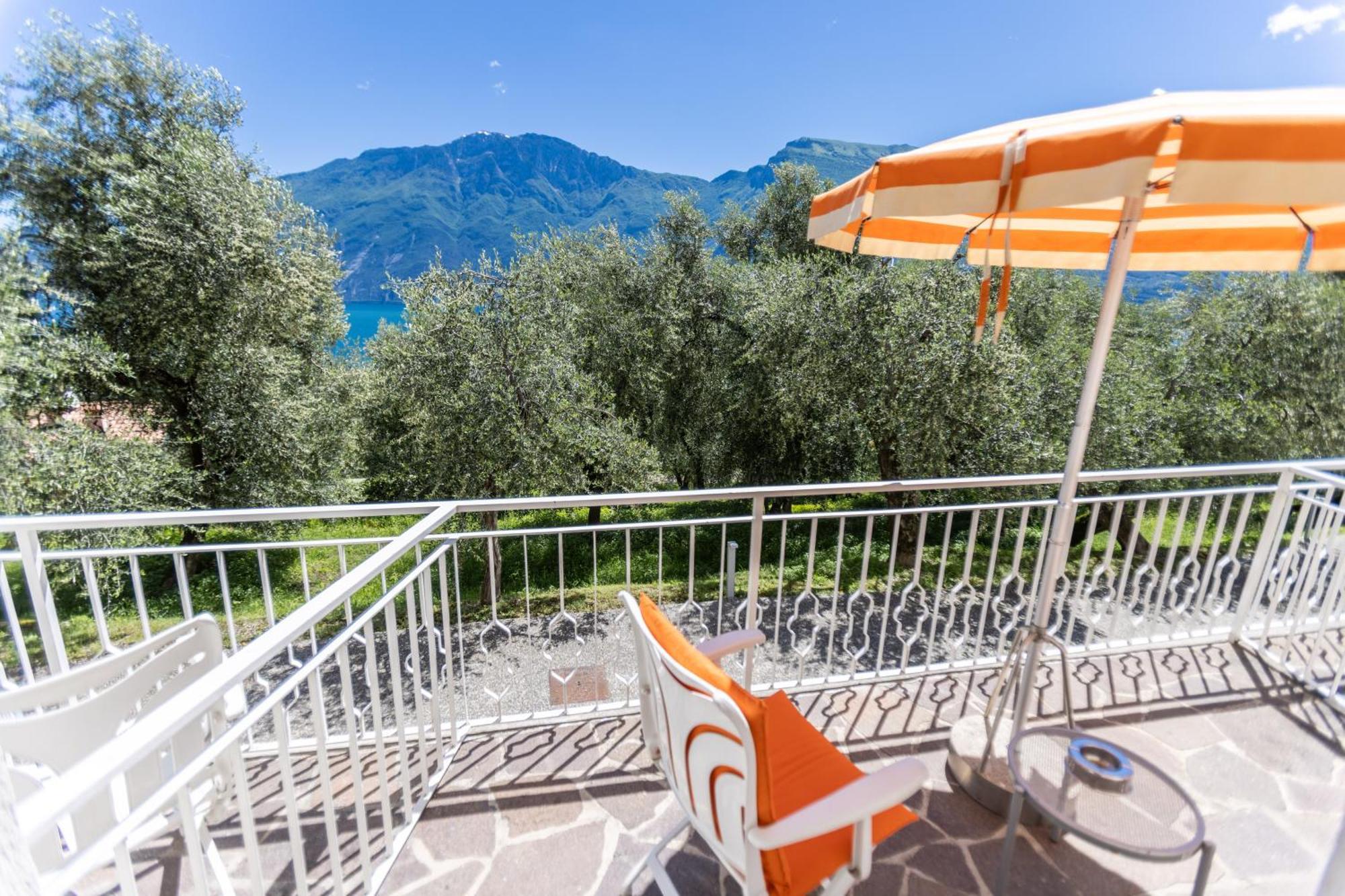 Hotel Villa Margherita Limone sul Garda Eksteriør billede