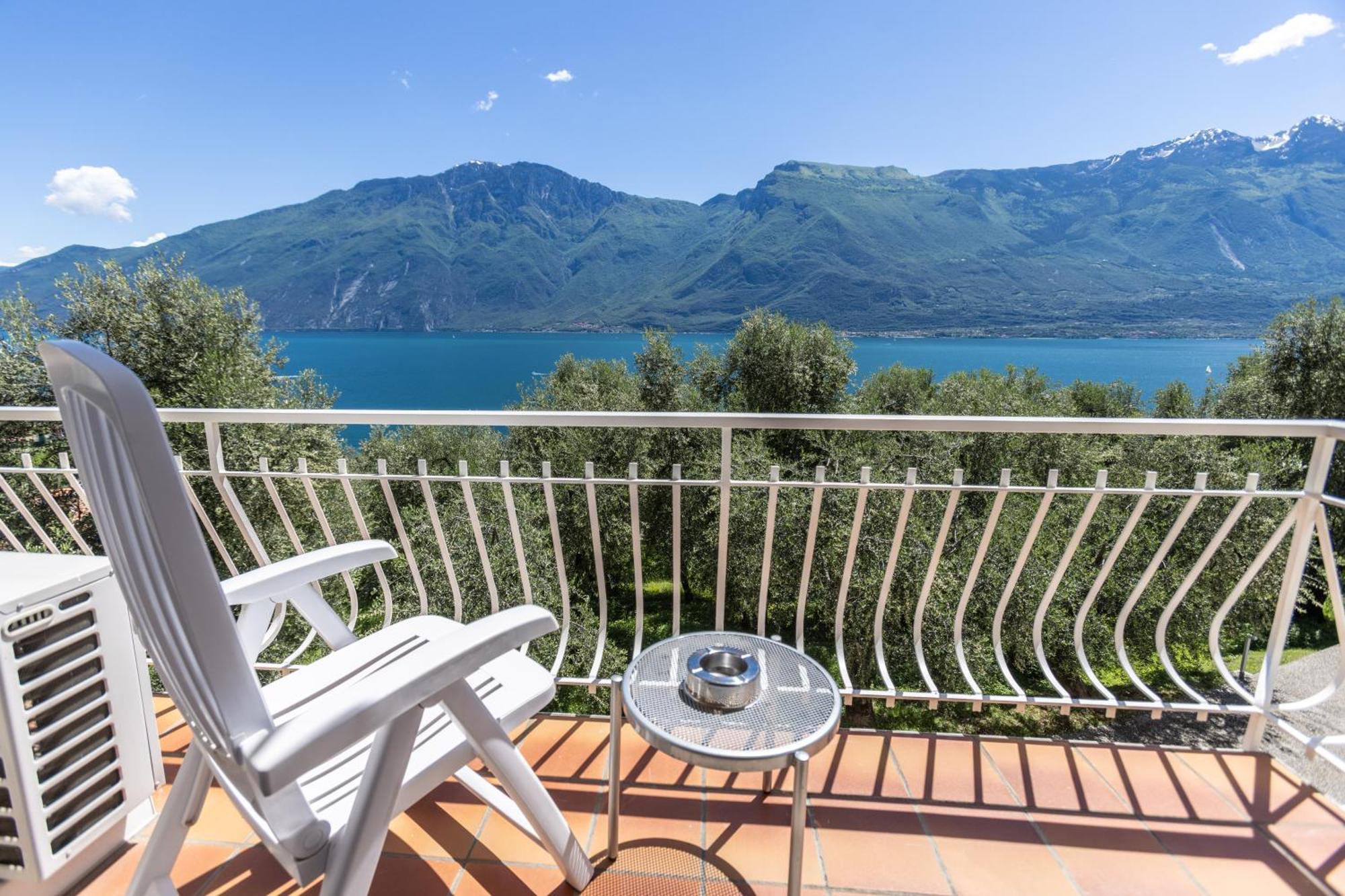 Hotel Villa Margherita Limone sul Garda Eksteriør billede